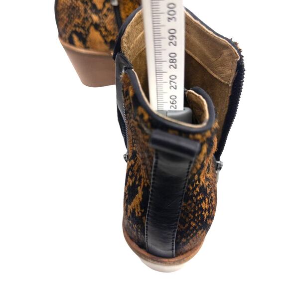 Sofft Canelli Snake Print Calf Hair Square Toe Heeled Ankle Boots 8 Women's - Picture 8 of 10